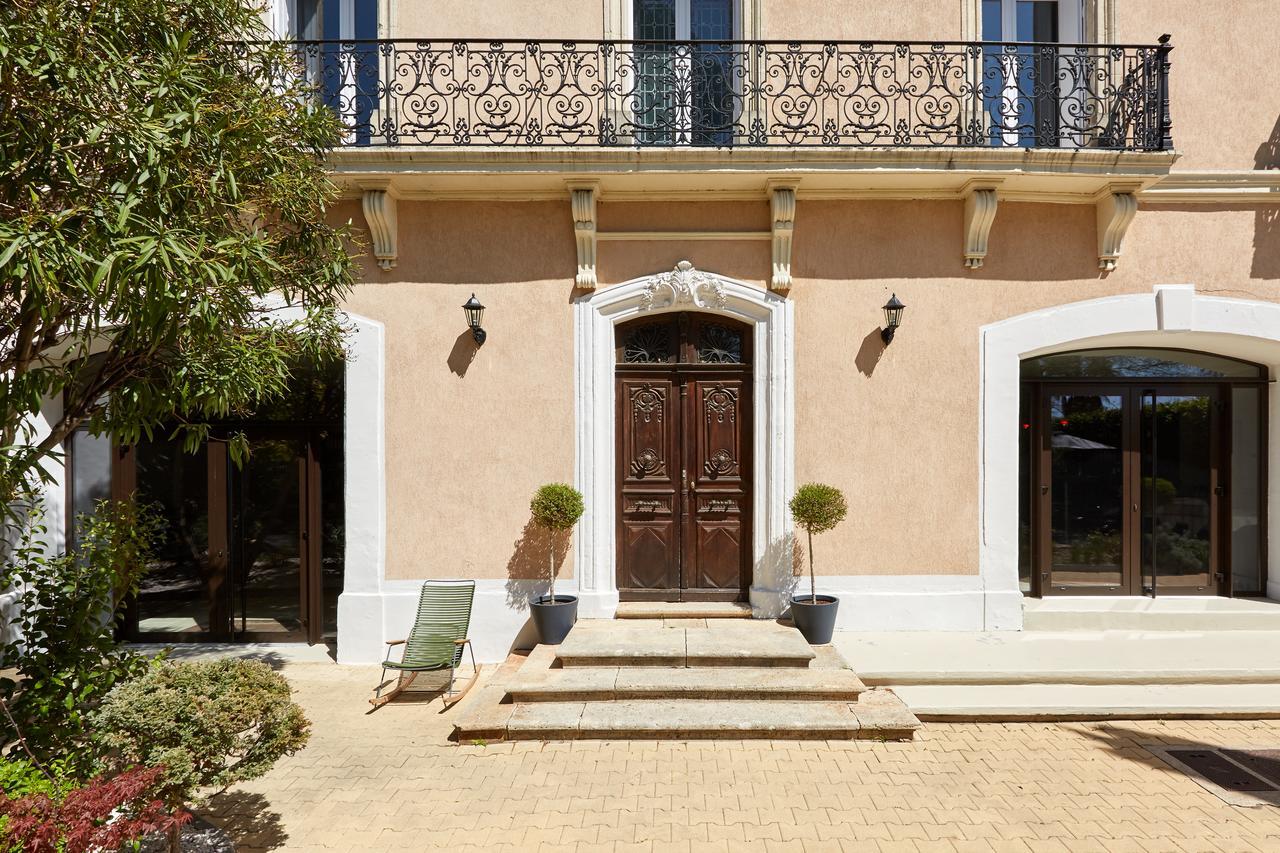 Hôtel Saint-Alban Nezignan-l'Eveque Exterior foto